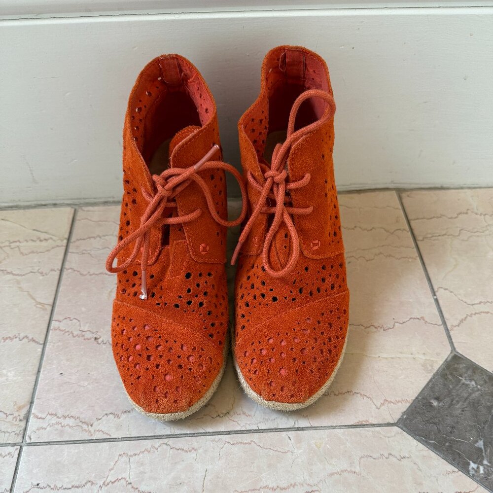 Toms Moroccan Cut Out Desert Booties